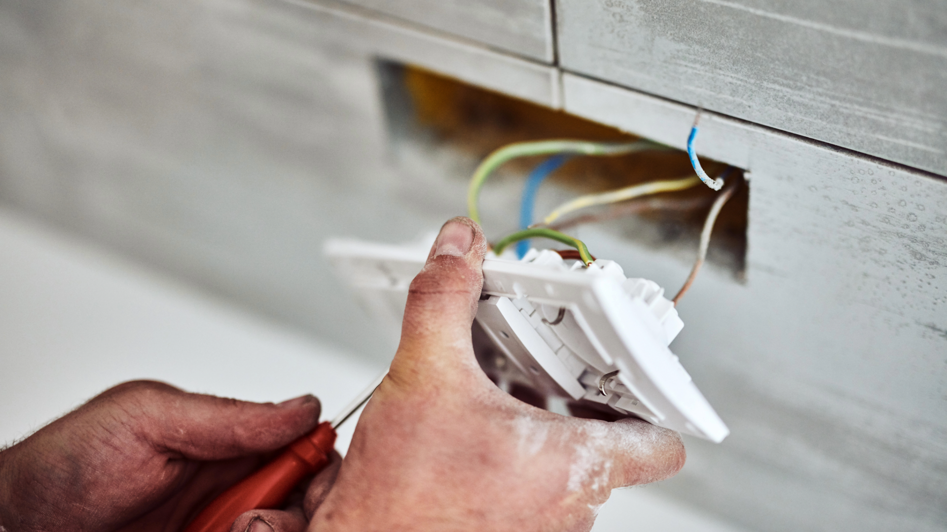 NDL electrician diagnosing an electrical fault in a Rochester, New York home